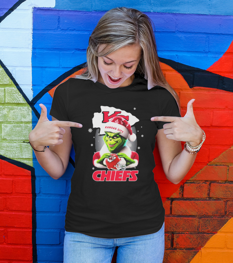 Kansas City Chiefs Grinch Santa Christmas T-Shirt