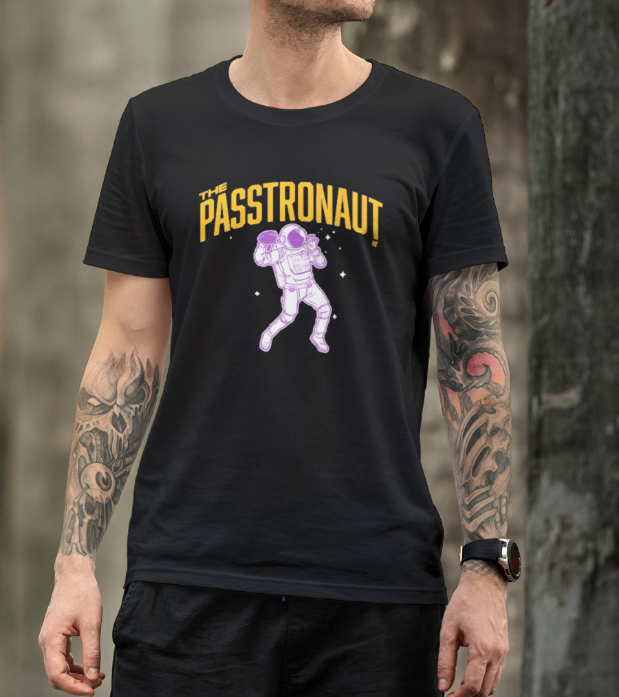 The Passtronaut Minnesota Football Astronaut Throwing Football T-Shirt