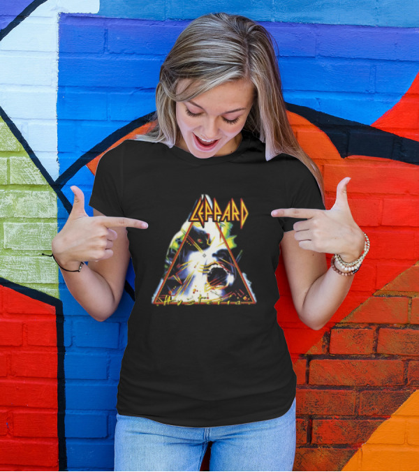 Def Leppard Hysteria Triangle Logo Rock Music Band T-Shirt