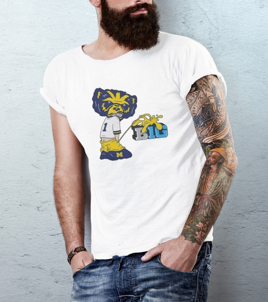 MI Wolverine Mascot Pissing On Big Ten Logo T-Shirt