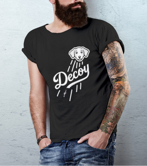Decoy Rotowear Dog Head With Rays T-Shirt