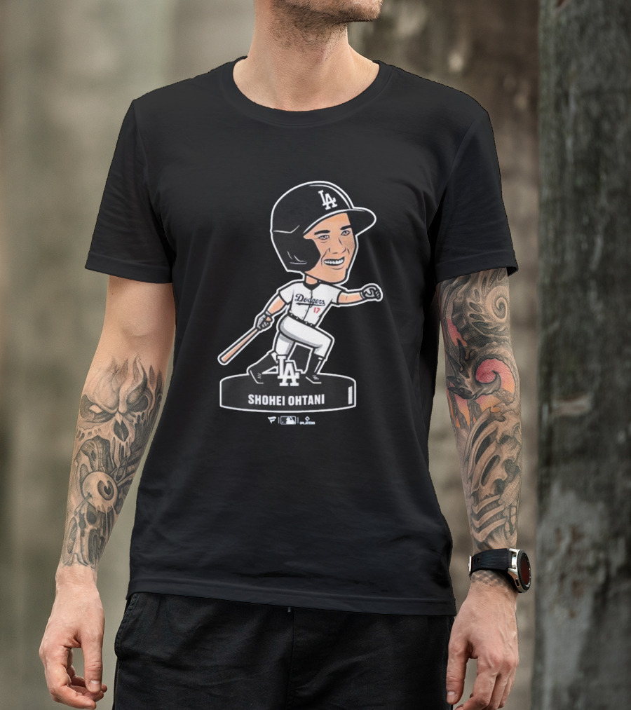 Shohei Ohtani Los Angeles Dodgers LA Bobblehead Dodgers 17 T-Shirt