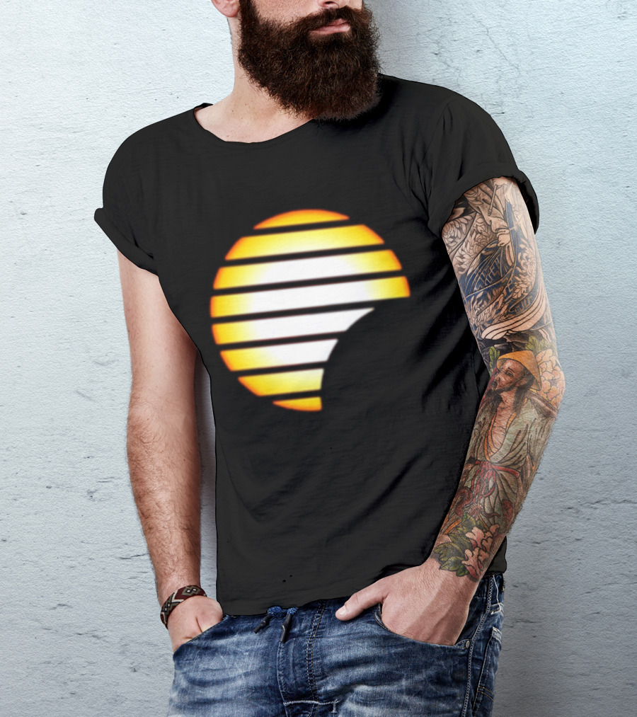 Quality Magna Cartel Sun Logo Magna Carta Magna Carta Cartel Sunset Stripes Circular T-Shirt