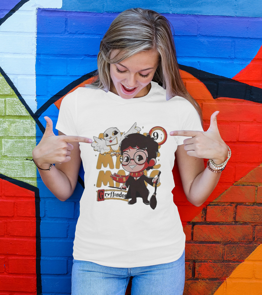 Quality Magic Boy Gryffindor Platform 9¾ Owl Wizard T-Shirt