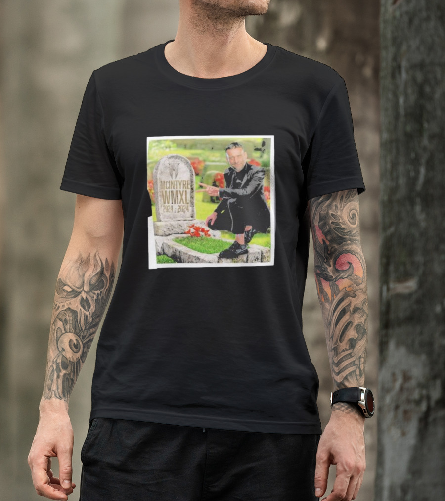 CM Punk Pointing At McIntyre WMXL Tombstone T-Shirt