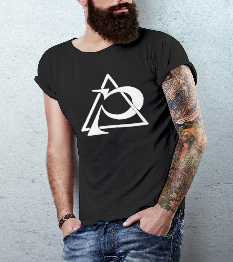 Zig Poppy Abstract Triangle T-Shirt