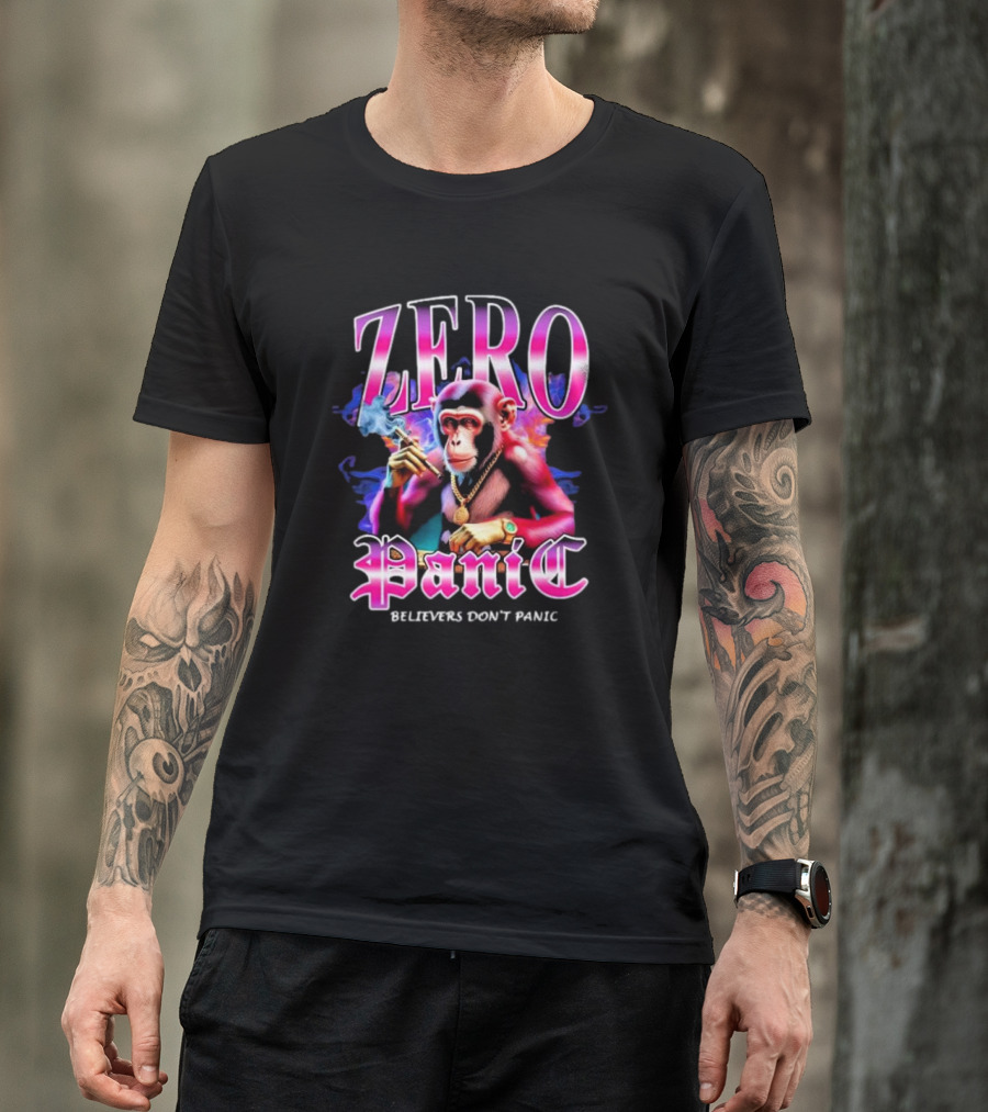 ZERO Panic Believers Don’t Panic Chimpanzee Smoking Hip-Hop T-Shirt