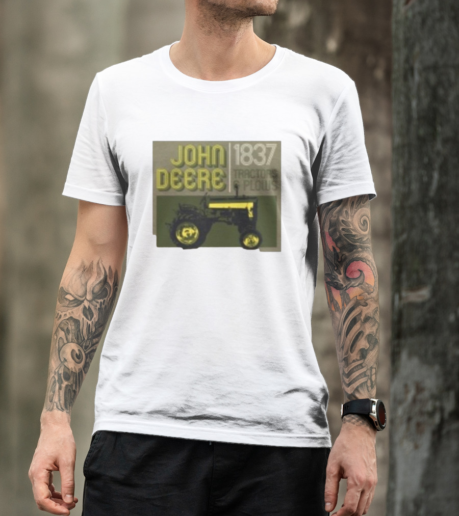 John Deere 1837 Tractors Plows Vintage Logo With Green Tractor Iconic T-Shirt