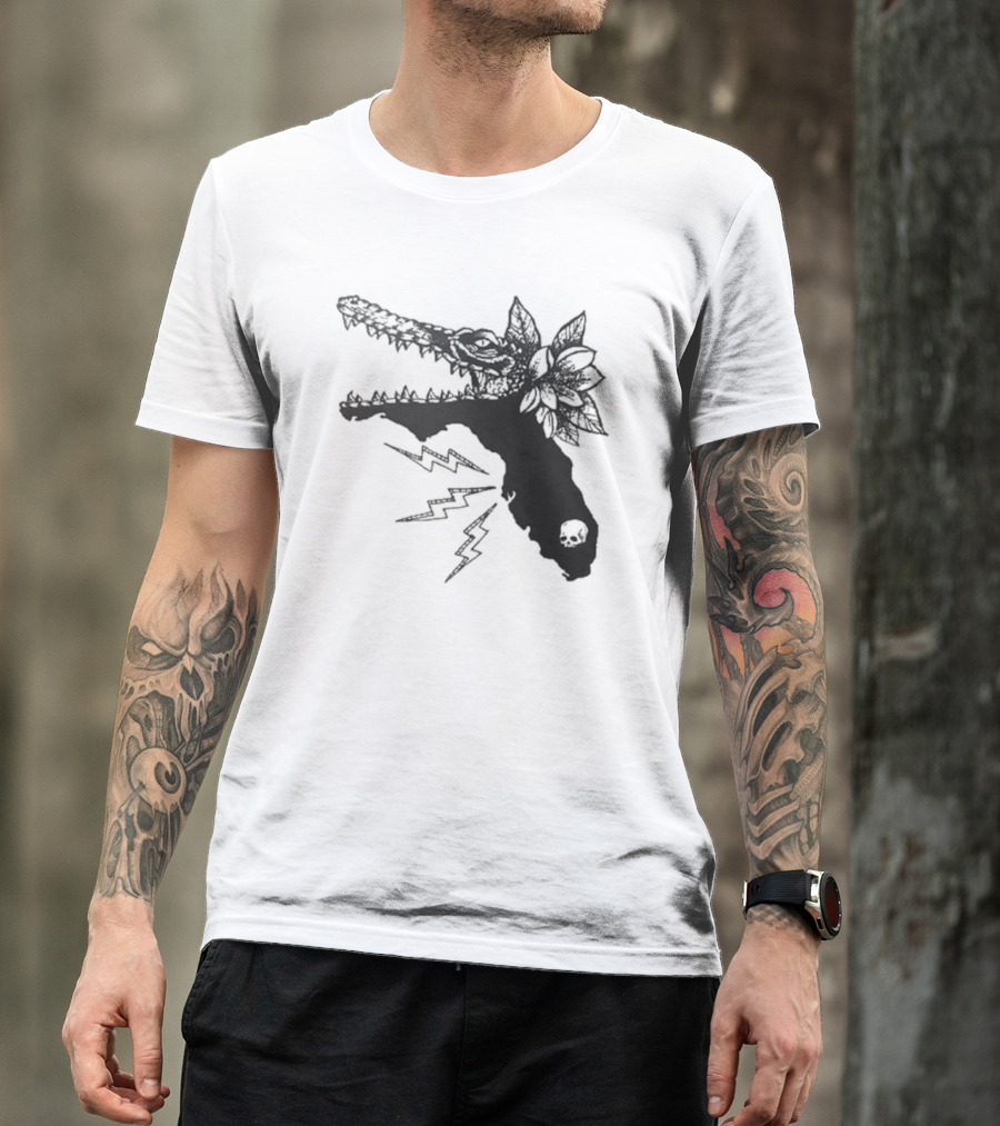 Florida Will Eat You - Alligator Skull Lightning Magnolia Map T-Shirt