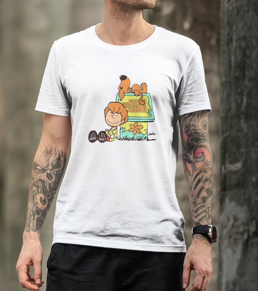 Scooby Doo And Shaggy Rogers Snoopy Style Mystery Machine T-Shirt