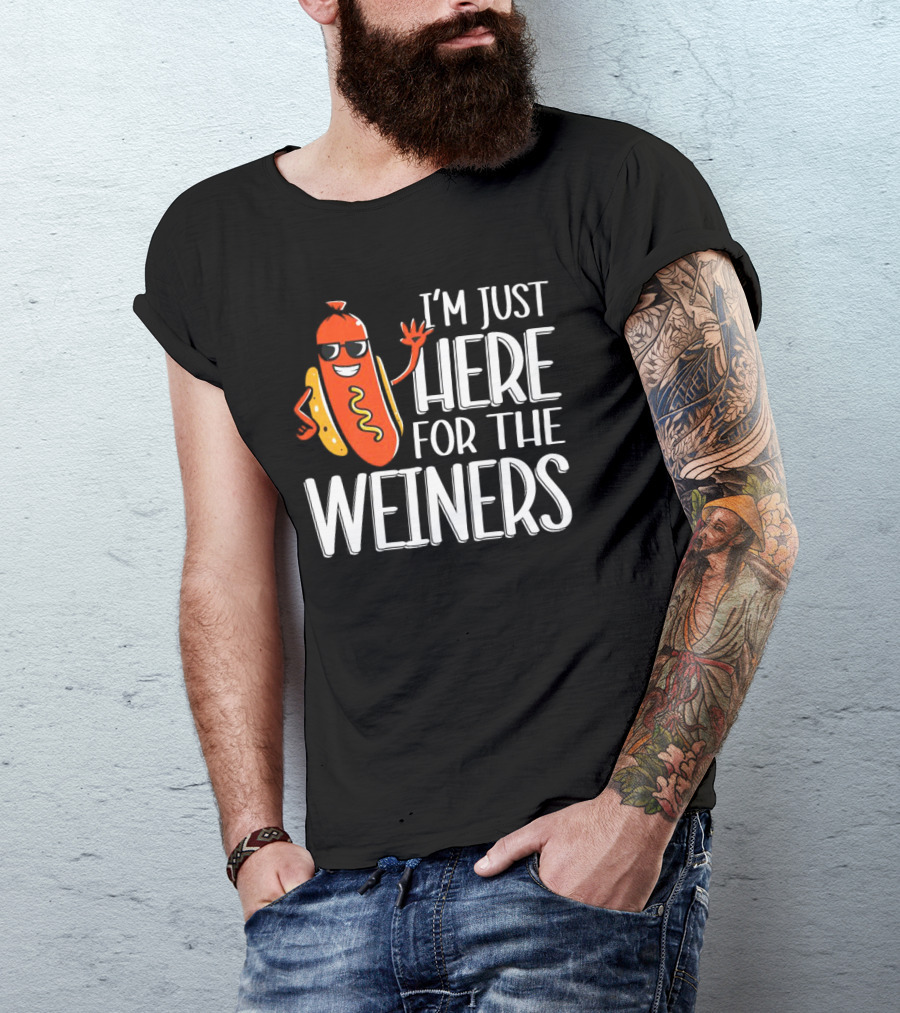 I'm Just Here For The Wieners Sausage Wearing Sunglasses T-Shirt
