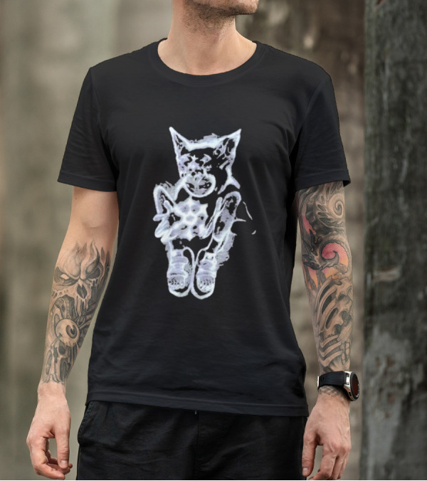 Glyvees Aura Cat Sneakers Iconic Glow T-Shirt