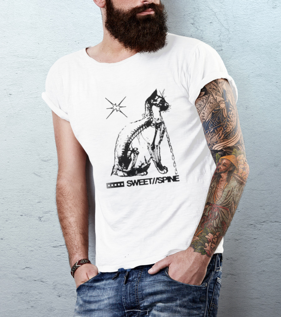 SWEET//SPINE Cat With Starburst And Chain Detail T-Shirt