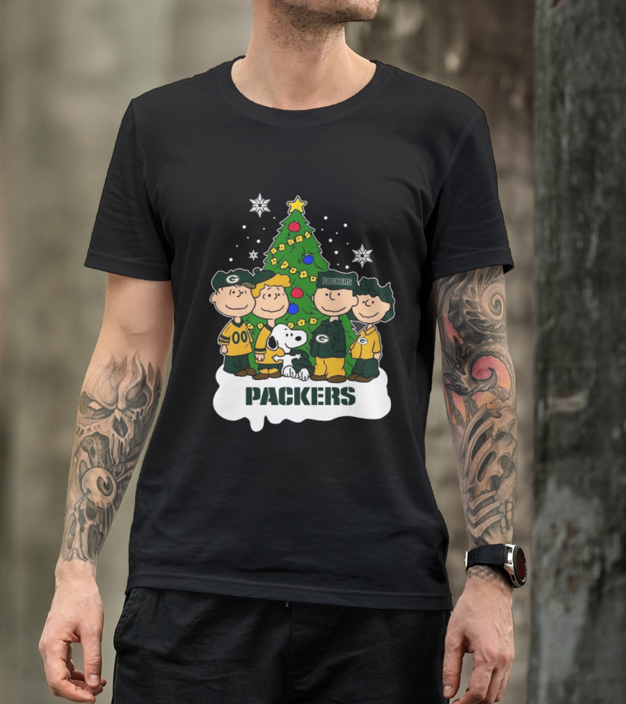 Snoopy The Peanuts Packers NFL Christmas T-Shirt
