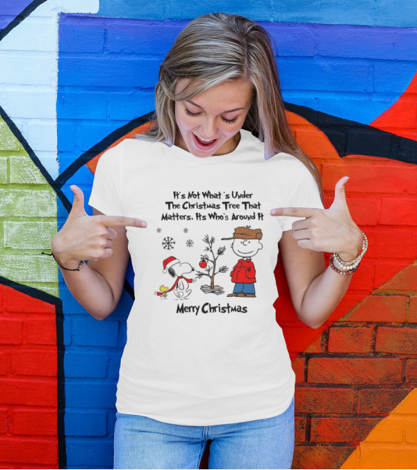 Snoopy Charlie Brown Woodstock Christmas Tree Matters Merry Christmas T-Shirt