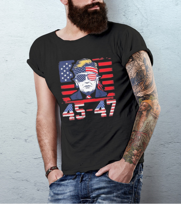 Donald Trump 2025 45 47 USA Flag Vintage Retro Funny T-Shirt