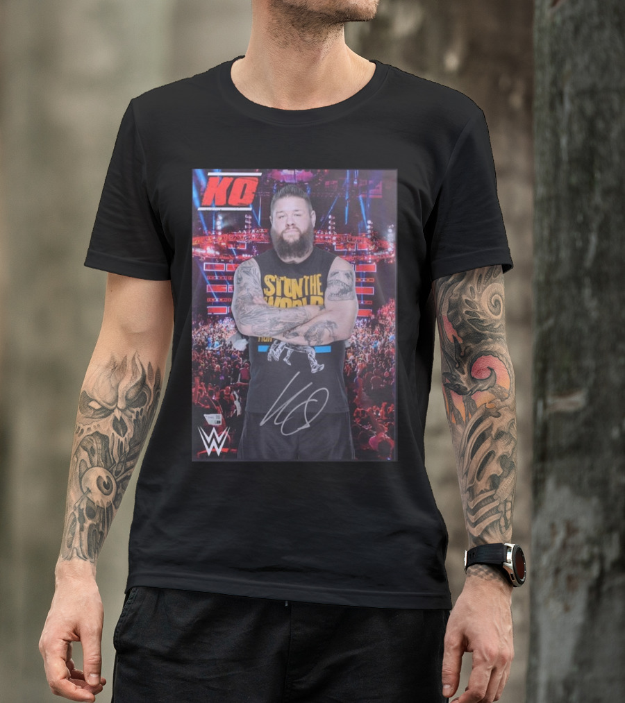KO WWE Stun The World Framed Signature T-Shirt