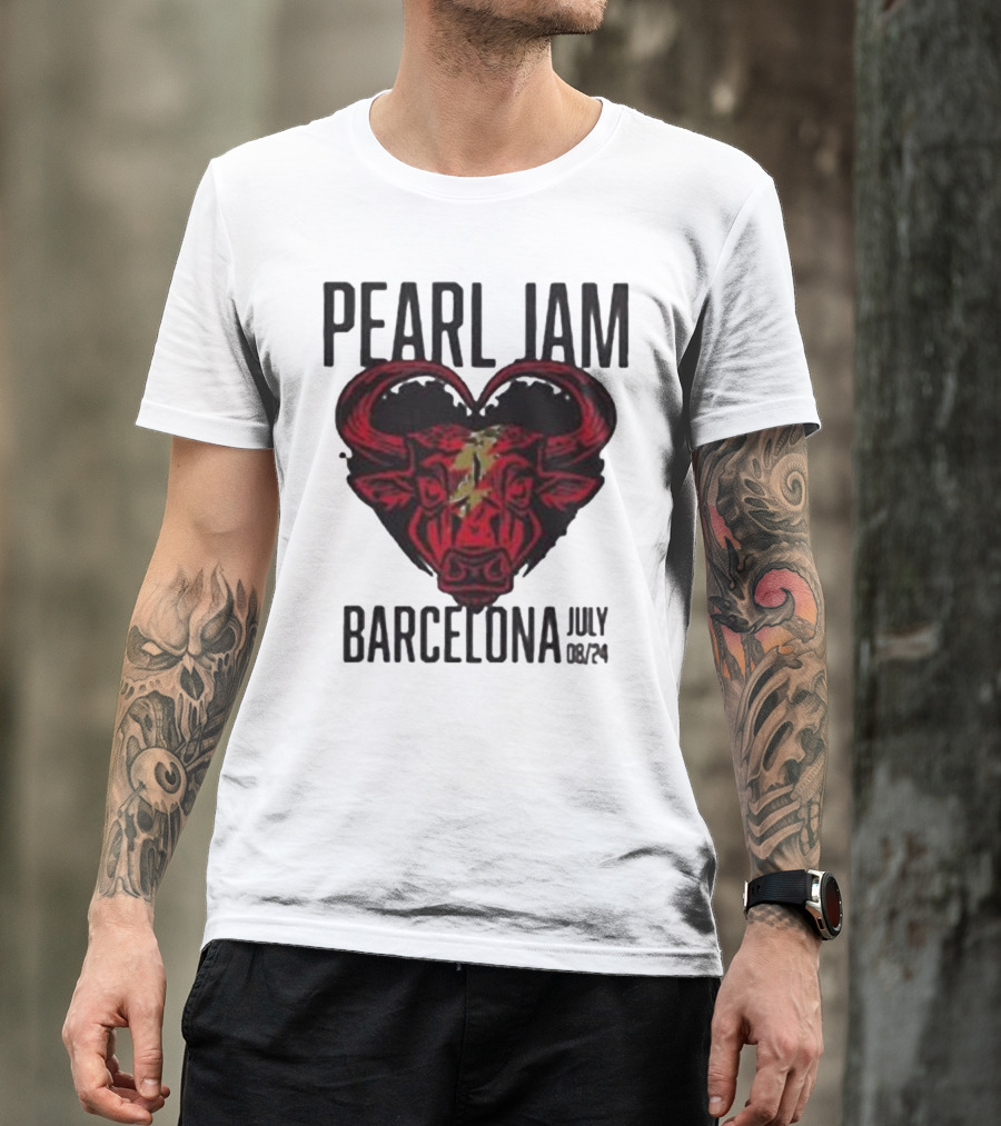 Pearl Jam Barcelona July 08/24 Bull Artwork Concert Event T-Shirt