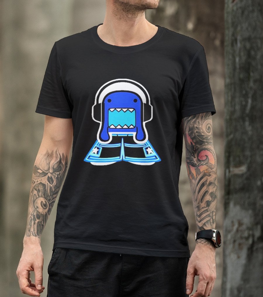Romanceplanet Domo Headphones Star Shorts T-Shirt