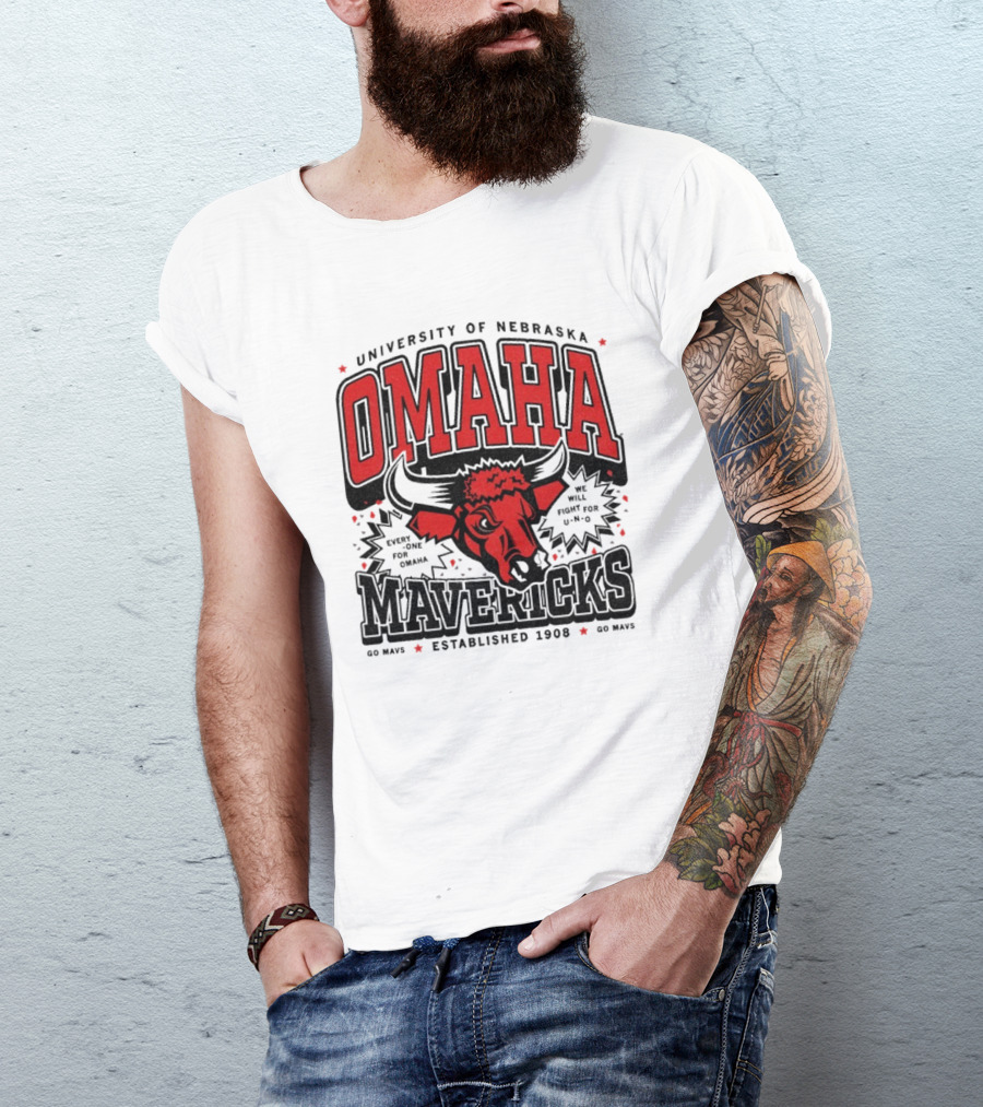 Omaha Mavericks Max Collegiate Bull Symbol With Stars T-Shirt