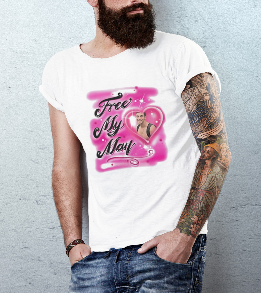 Free My Man Luigi Mangione Heart Pink Background T-Shirt