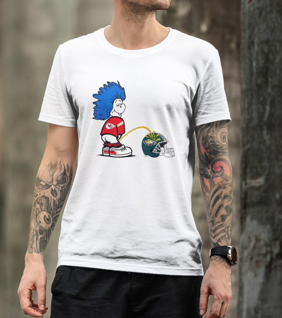 Thing One Kansas City Chiefs Piss On Philadelphia Eagles 2025 T-Shirt