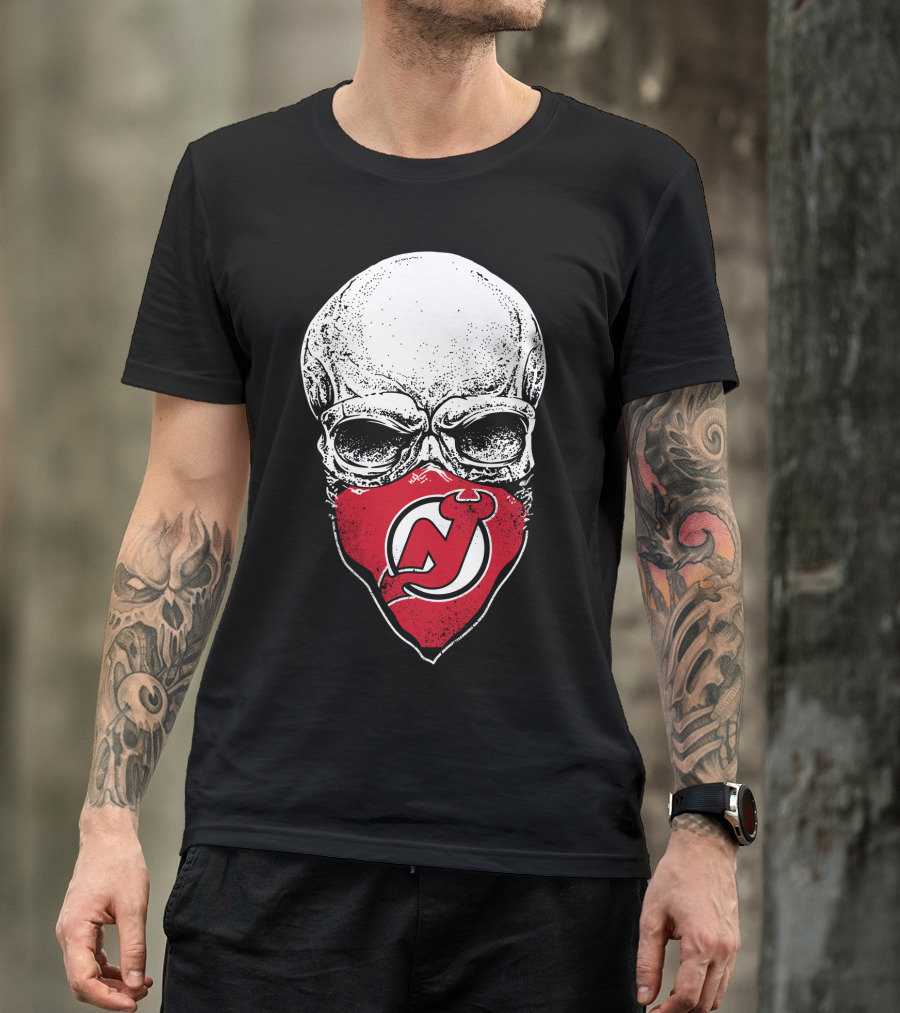 New Jersey Devils Skull Bandana T-Shirt