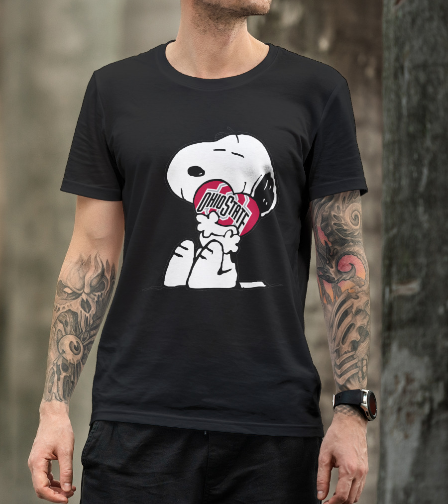 Snoopy With Ohio State Buckeyes Heart T-Shirt