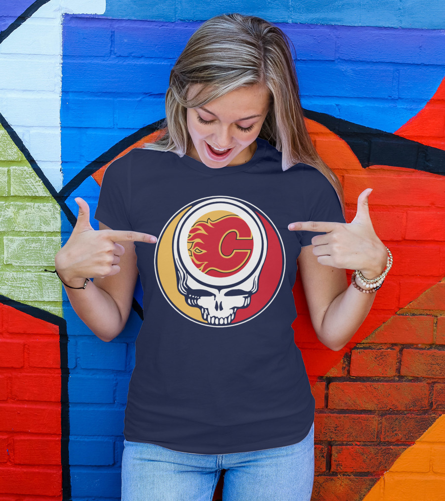 Calgary Flames Grateful Dead Skull Logo Fan Merchandise T-Shirt