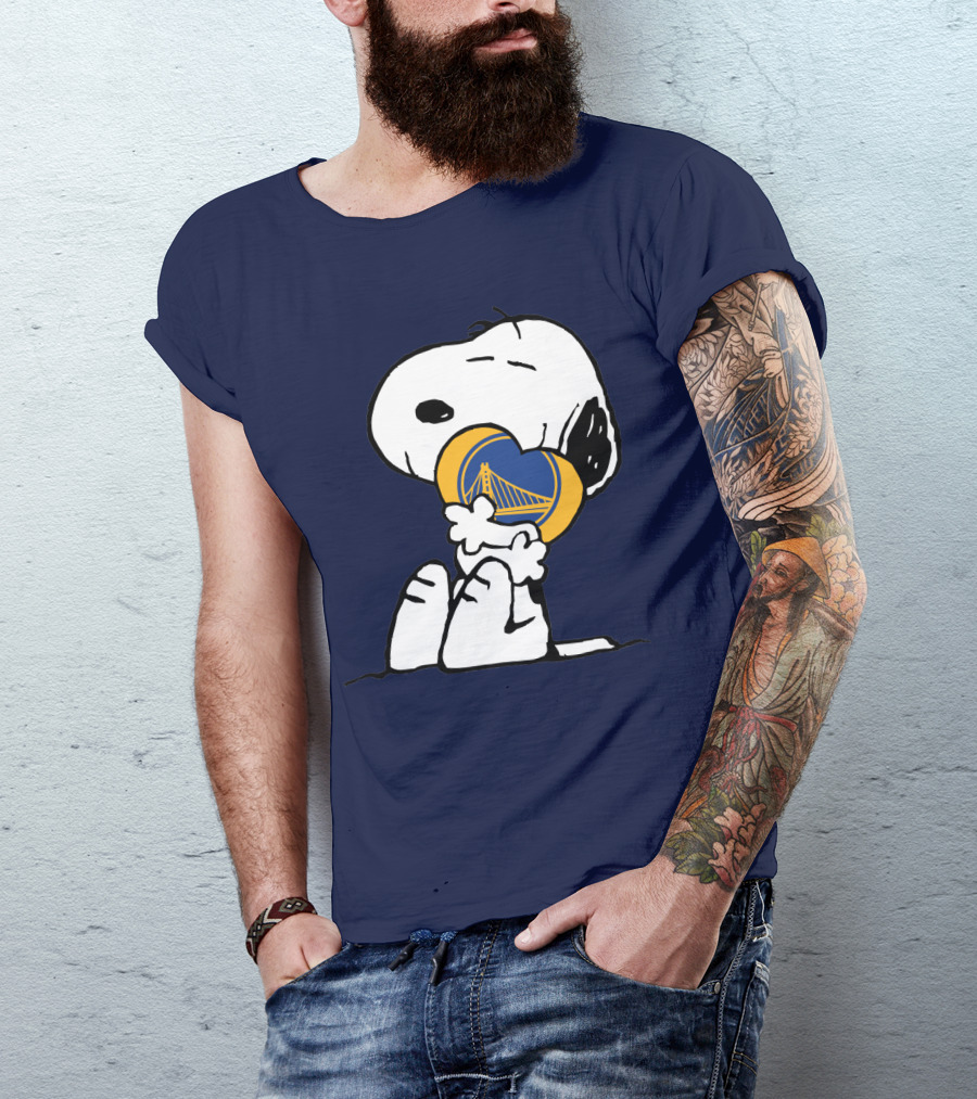 Snoopy Hugging Golden State Warriors Basketball Heart T-Shirt