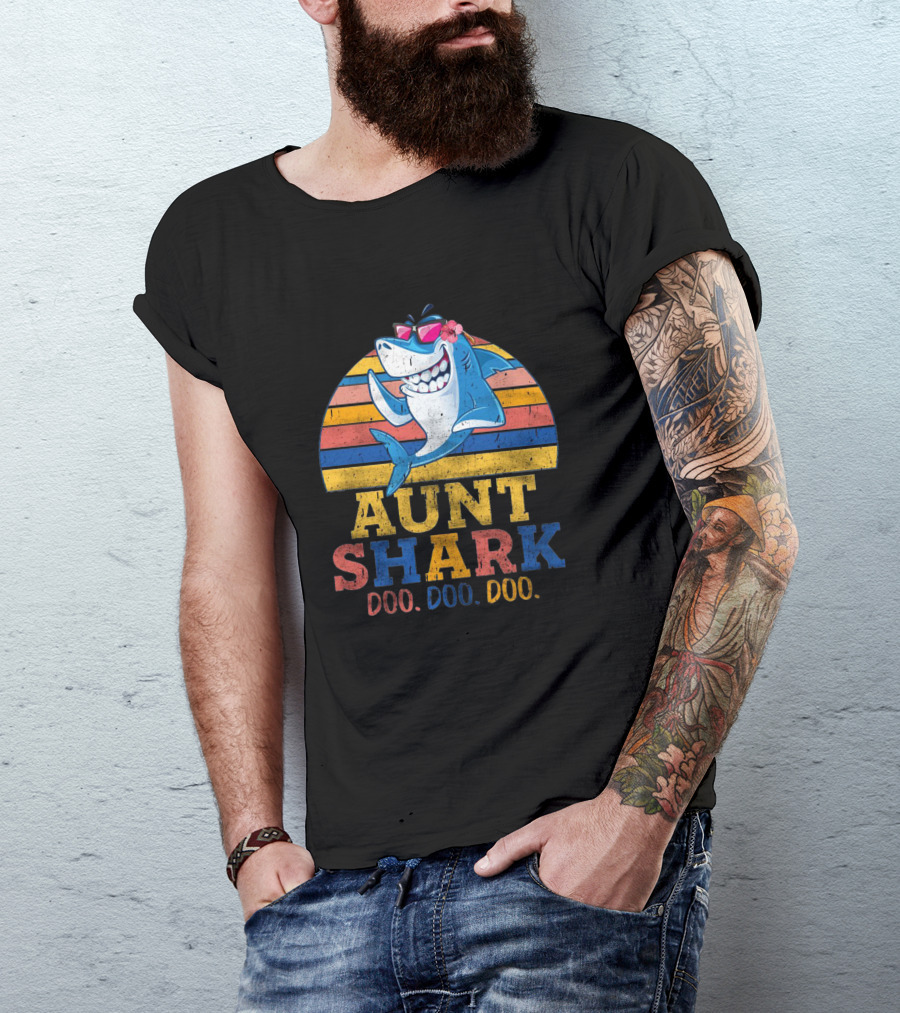 Aunt Shark Doo Doo Doo Retro Sunglasses Beach T-Shirt