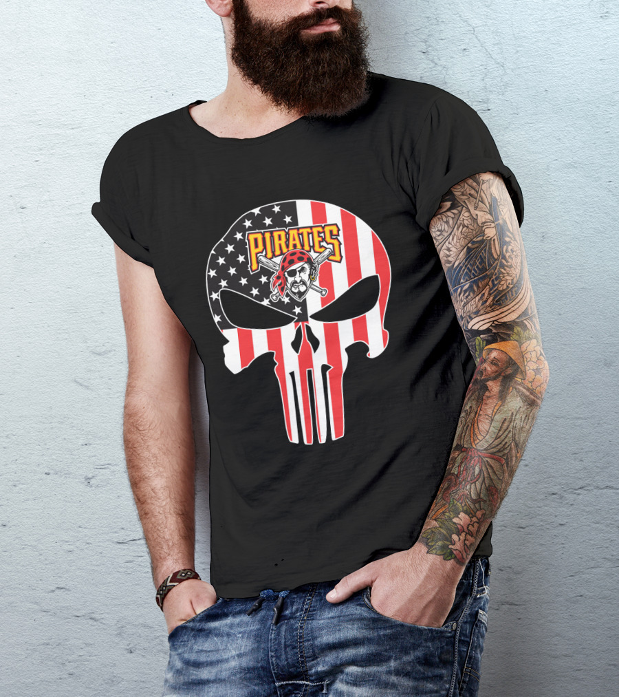 Pirates Skull American Flag T-Shirt