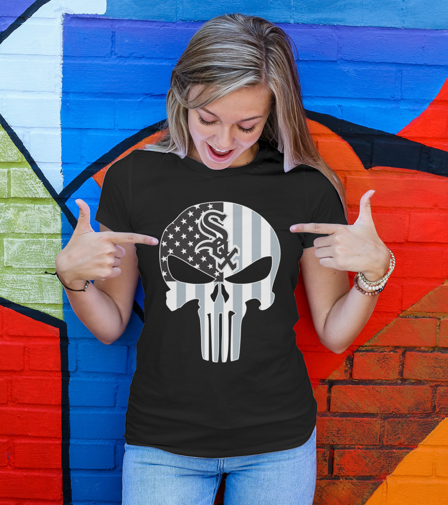 Chicago White Sox Punisher Skull American Flag T-Shirt