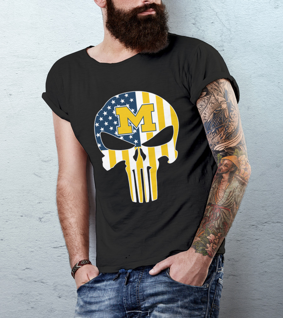 Michigan Wolverines M Logo Skull American Flag T-Shirt