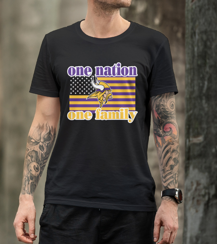 One Nation One Family Minnesota Vikings American Flag T-Shirt