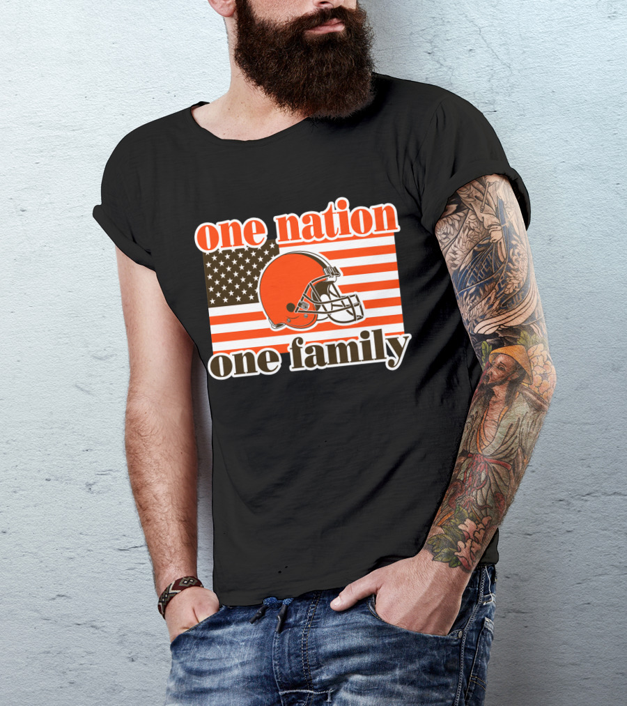 One Nation One Family Cleveland Browns Helmet Flag T-Shirt