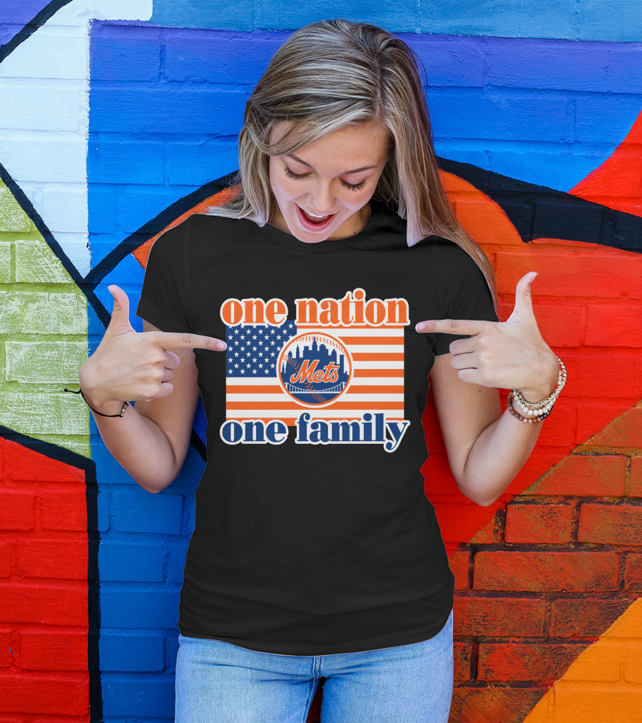 One Nation One Family New York Mets 44 Patriotic American Flag T-Shirt