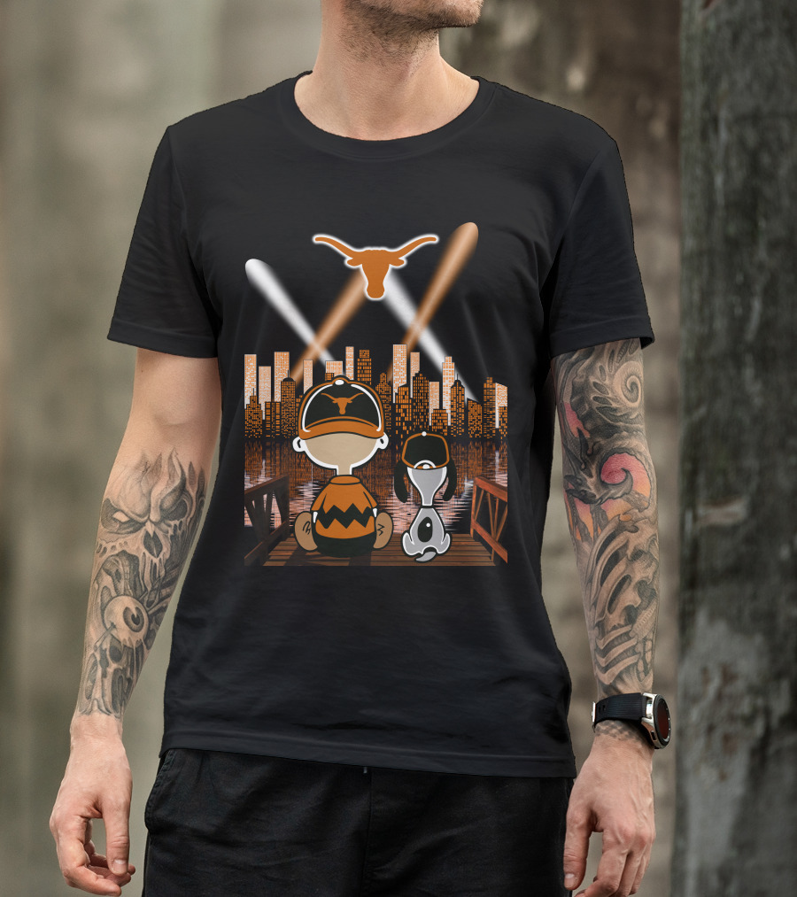 Texas Longhorns Peanuts City Skyline Night Scene T-Shirt