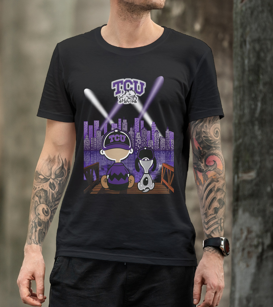 Tcu Horned Frogs City Skyline Night Scene With Mascot And Dog T-Shirt