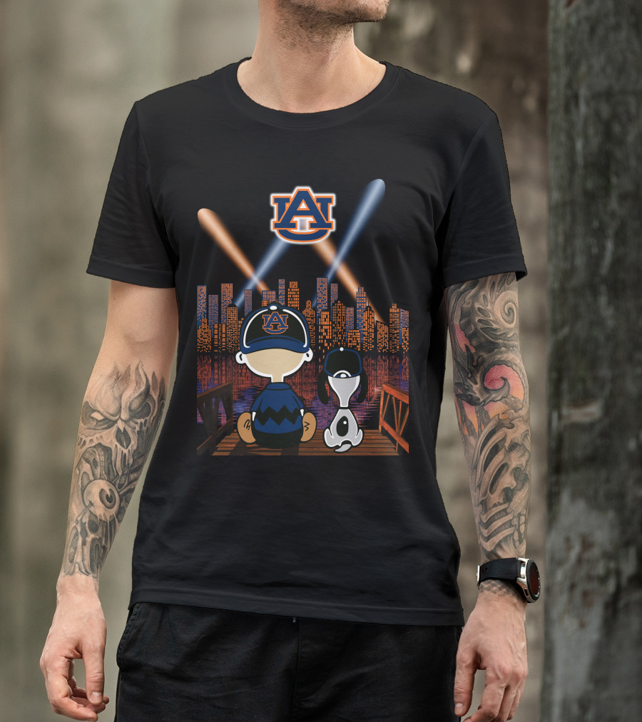 Auburn Tigers 92 Cityscape Night With Characters And Skyline T-Shirt