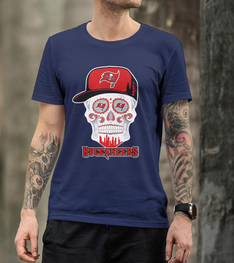 Buccaneers Skull With Hat T-Shirt