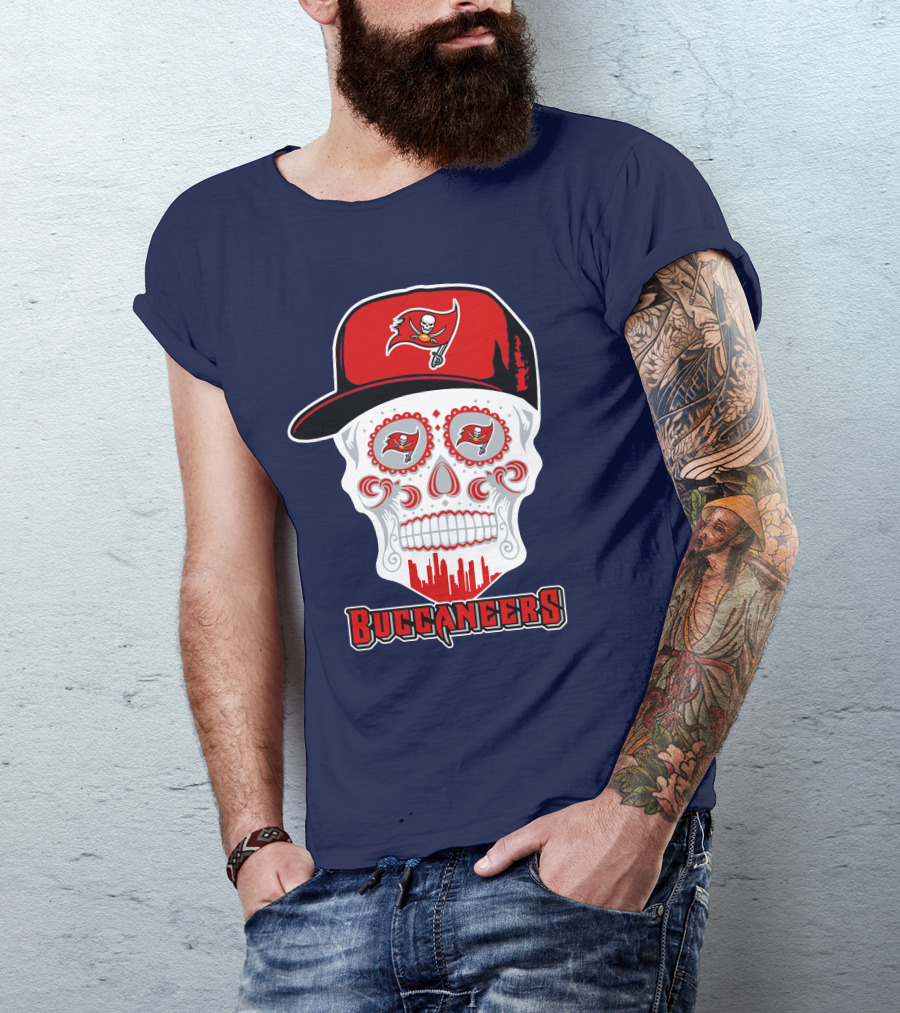 Buccaneers Skull With Hat T-Shirt