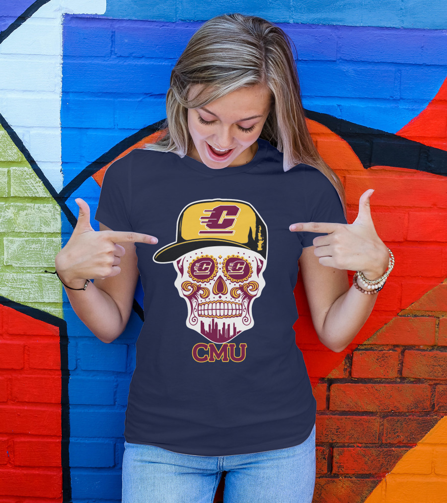 Cmu Central Michigan Chippewas Skull Logo With Cap And City Skyline T-Shirt
