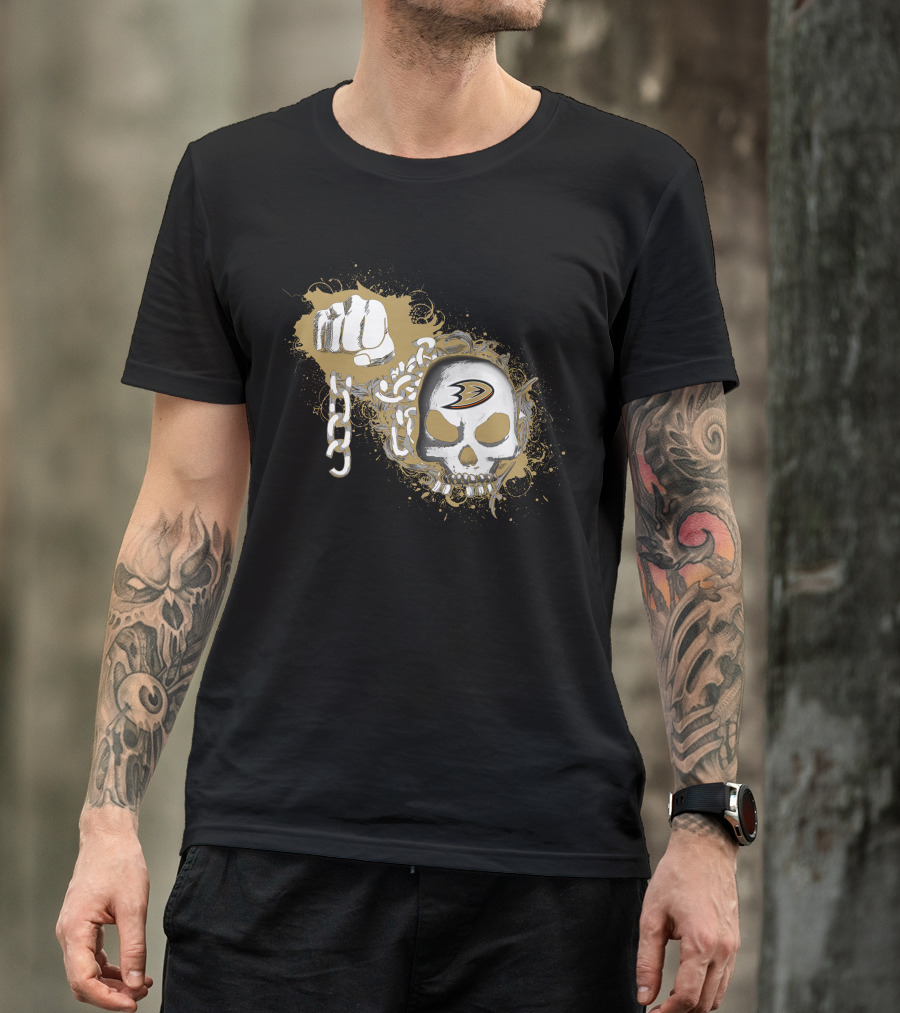 Anaheim Ducks Skull Fist Chain T-Shirt