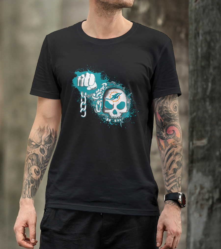 Miami Dolphins Skull And Fist With Chains T-Shirt