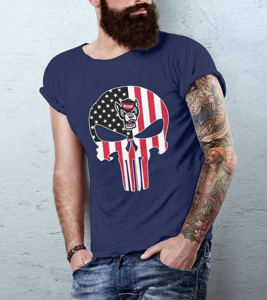 Nc State Wolfpack The Punisher American Flag Skull T-Shirt