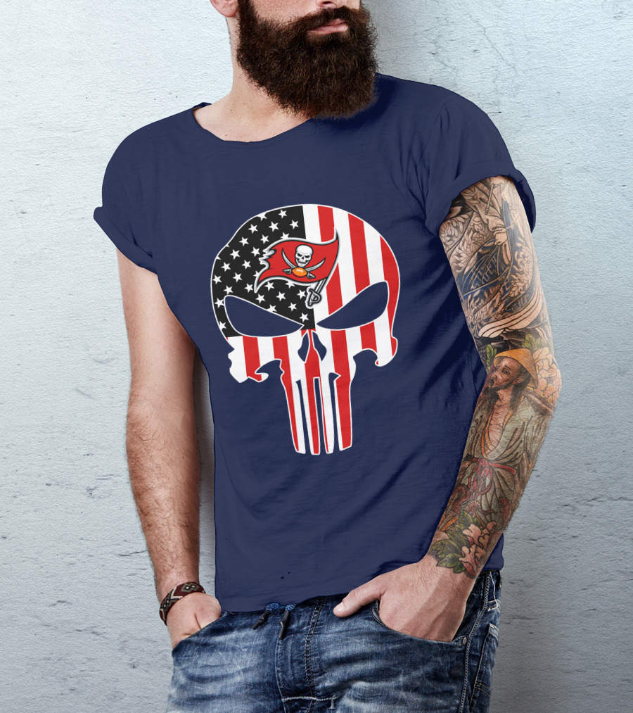 Tampa Bay Buccaneers American Flag Punisher Skull T-Shirt