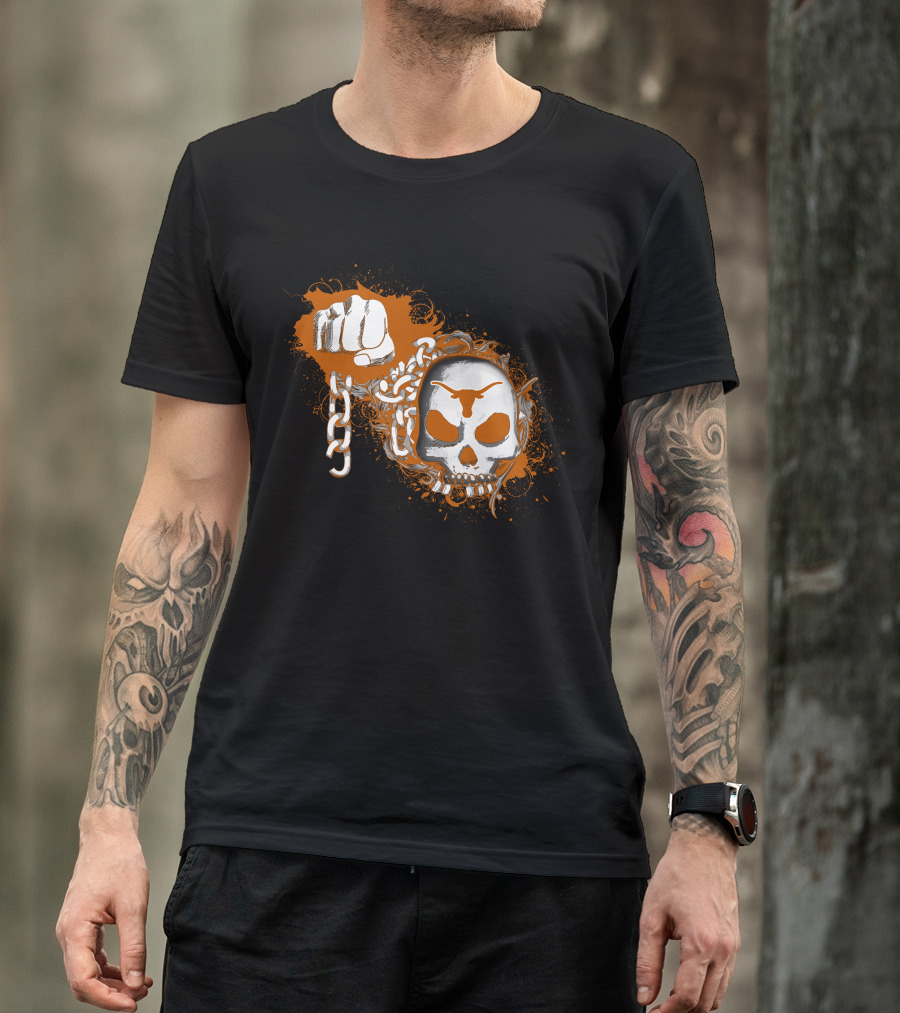 Texas Longhorns Skull And Chains Artwork T-Shirt
