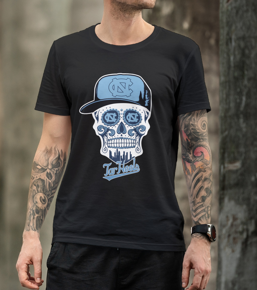 North Carolina Tar Heels Skull Funny Tar Heels Logo And Cap T-Shirt