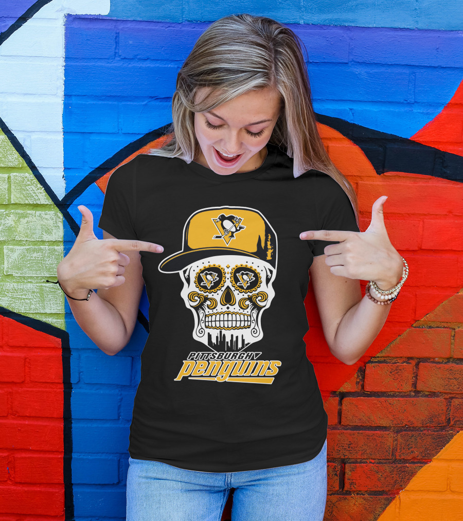 Pittsburgh Penguins Sugar Skull Cap Skyline Elements T-Shirt